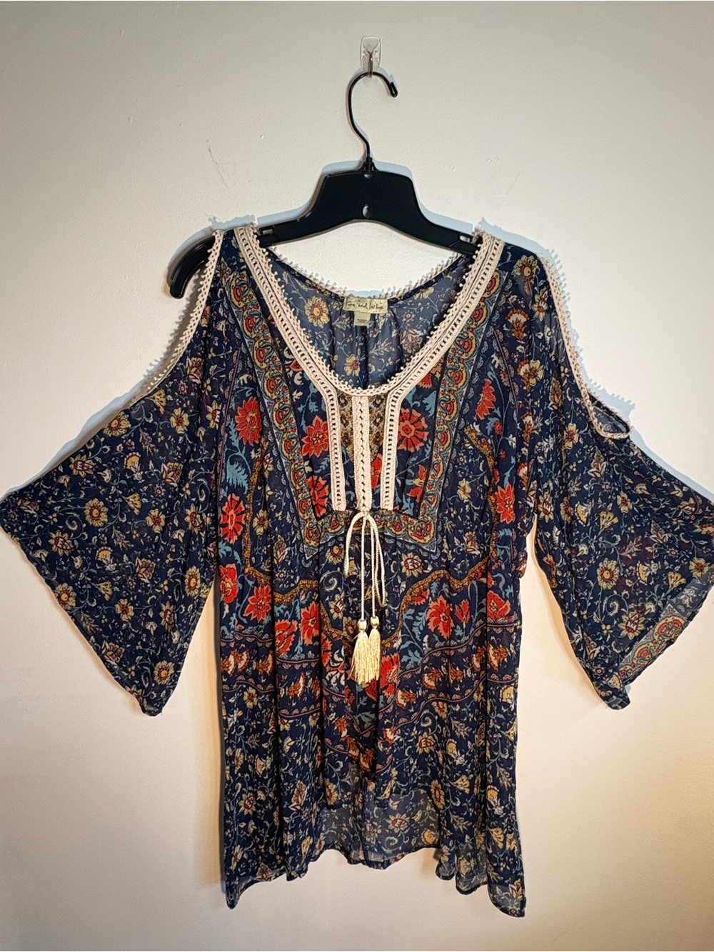 One and Twelve Navy Floral Cold Shoulder Boho Blouse Women’s Large